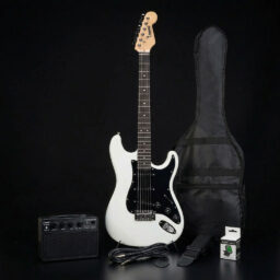 SET GUITARRA ELECTRICA LEONARD CON AMPLIFICADOR 10W-FUNDA ACOLCHADA-AFINADOR-CORREA-PUAS